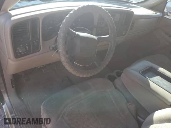 2002 Chevrolet Silverado 1500 LS with VIN 1GCEC14V22Z152918, listed as a Copart auction lot 86833874 with 82,617 mi miles and Salvage title. Bid and sale history available at DreamBid. Image 8.