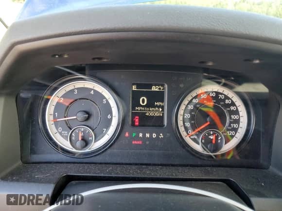 2017 Ram 1500 Express с VIN 1C6RR6FG4HS556338, выставлен на аукционе Copart как лот 61383865 с пробегом 40 606 миль миль и Списание • Salvage title. История ставок и продаж доступна на DreamBid. Изображение 9.