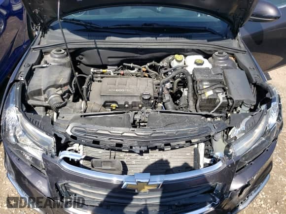 2016 Chevrolet Cruze LT z VIN 1G1PE5SB4G7185465, wystawiony jako Copart lot #47282962 z przebiegiem 48 386 mil mil oraz Szkoda całkowita • Salvage title. Historia ofert i sprzedaży dostępna na DreamBid. Obrazek 7.