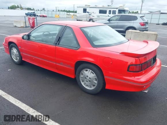 1992 Chevrolet Lumina с VIN 2G1WP14X6N9105487, выставлен на аукционе IAAI как лот 42378698 с пробегом 58 378 миль миль и . История ставок и продаж доступна на DreamBid. Изображение 3.