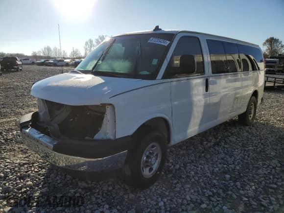 2018 Chevrolet Express Passenger LT с VIN 1GAZGPFG3J1253205, выставлен на аукционе Copart как лот 87235434 с пробегом Не указан миль и Списание • Salvage title. История ставок и продаж доступна на DreamBid. Изображение 2.