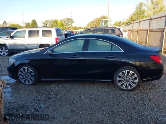 2018 Mercedes-Benz CLA 250 with VIN WDDSJ4GB3JN592444, listed as a IAAI auction lot 43466764 with 94,347 mi miles and . Bid and sale history available at DreamBid. Image 14.
