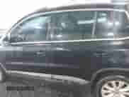 2009 Volkswagen Tiguan S с VIN WVGAV75N39W500663, выставлен на аукционе IAAI как лот 42705534 с пробегом 165 522 миль миль и . История ставок и продаж доступна на DreamBid. Изображение 14.