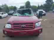 2005 Toyota Highlander with VIN JTEEP21AX50123974, listed as a IAAI auction lot 42922185 with 215,960 mi miles and . Bid and sale history available at DreamBid. Image 12.