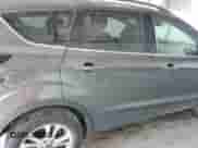 2018 Ford Escape SE z VIN 1FMCU9GD2JUC88494, wystawiony jako Copart lot #81230705 z przebiegiem 73 359 mil mil oraz Szkoda całkowita • Salvage title. Historia ofert i sprzedaży dostępna na DreamBid. Obrazek 10.