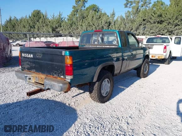1995 Nissan Frontier SE with VIN 1N6HD16Y9SC473095, listed as a IAAI auction lot 43095725 with 214,968 mi miles and . Bid and sale history available at DreamBid. Image 4.