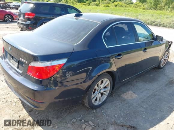 2010 BMW 5 Series 535i xDrive with VIN WBANV9C52AC136713, listed as a IAAI auction lot 42875101 with 85,656 mi miles and . Bid and sale history available at DreamBid. Image 4.