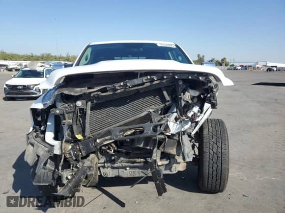 2018 Ram 1500 Laramie с VIN 1C6RR6NM3JS354099, выставлен на аукционе Copart как лот 70129395 с пробегом Не указан миль и Списание • Salvage title. История ставок и продаж доступна на DreamBid. Изображение 5.