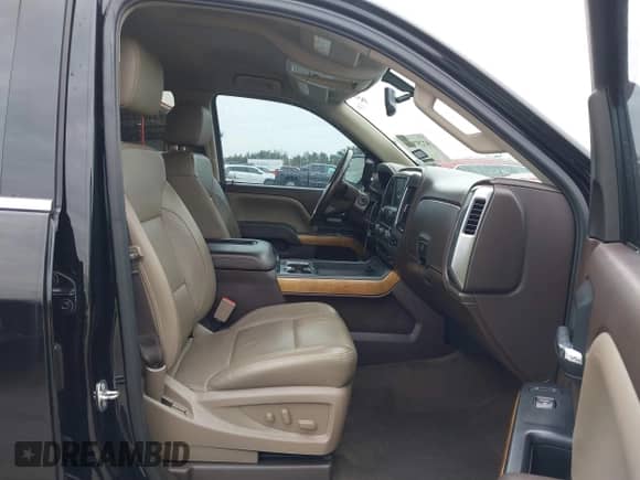 2017 Chevrolet Silverado 1500 LTZ z VIN 3GCUKSEC7HG135770, wystawiony jako IAAI lot #41257645 z przebiegiem 155 364 mil mil oraz . Historia ofert i sprzedaży dostępna na DreamBid. Obrazek 5.