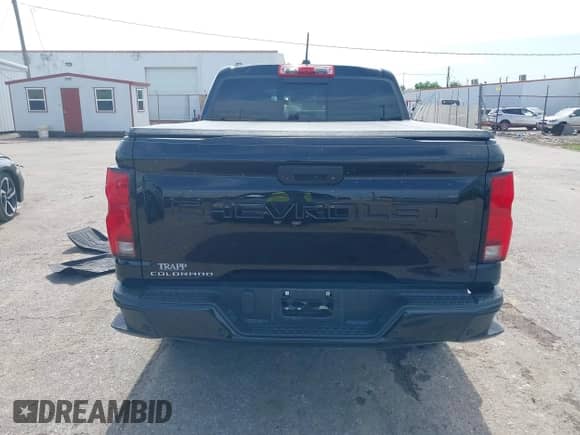 2023 Chevrolet Colorado 4WD Z71 with VIN 1GCPTDEK5P1130318, listed as a IAAI auction lot 42366183 with 24,551 mi miles and . Bid and sale history available at DreamBid. Image 16.