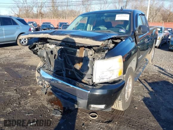 2007 Chevrolet Silverado 1500 1LT с VIN 2GCEK19C371603719, выставлен на аукционе IAAI как лот 41103614 с пробегом 122 084 миль миль и . История ставок и продаж доступна на DreamBid. Изображение 19.
