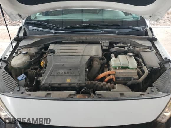 2017 Hyundai Ioniq SEL с VIN KMHC75LC7HU045156, выставлен на аукционе Copart как лот 86304085 с пробегом 125 632 миль миль и Списание • Salvage title. История ставок и продаж доступна на DreamBid. Изображение 11.