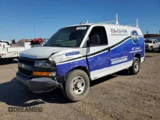 2018 Chevrolet Express Cargo с VIN 1GCWGAFP5J1198568, выставлен на аукционе Copart как лот 87061815 с пробегом 115 569 миль миль и Списание • Salvage title. История ставок и продаж доступна на DreamBid. Изображение 1.