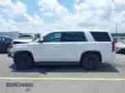 2020 Chevrolet Tahoe Commercial z VIN 1GNLCDEC4LR246474, wystawiony jako IAAI lot #42607484 z przebiegiem 107 910 mil mil oraz . Historia ofert i sprzedaży dostępna na DreamBid. Obrazek 15.