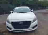 2016 Hyundai Sonata SE с VIN KMHE24L17GA023142, выставлен на аукционе IAAI как лот 43460061 с пробегом Не указан миль и . История ставок и продаж доступна на DreamBid. Изображение 13.