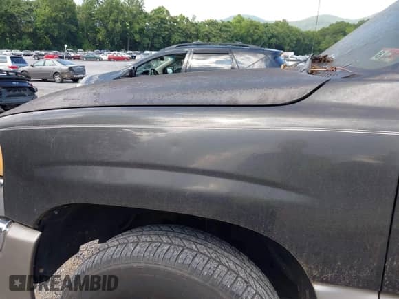2003 GMC Sierra 1500 SLE с VIN 2GTEK19T931170319, выставлен на аукционе IAAI как лот 42688524 с пробегом 319 869 миль миль и . История ставок и продаж доступна на DreamBid. Изображение 16.