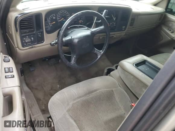 2002 Chevrolet Silverado 1500 LS with VIN 1GCEC14V12Z123961, listed as a Copart auction lot 86217074 with 454,793 mi miles and Salvage title. Bid and sale history available at DreamBid. Image 8.