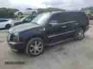 2009 Cadillac Escalade z VIN 1GYFC23209R280516, wystawiony jako Copart lot #74674954 z przebiegiem 195 818 mil mil oraz Czysty tytuł • Clean title. Historia ofert i sprzedaży dostępna na DreamBid. Obrazek 1.
