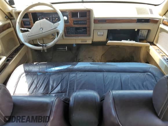 1989 Dodge Dynasty with VIN 1B3BC463XKD594439, listed as a Copart auction lot 65792195 with 61,970 mi miles and Clean title. Bid and sale history available at DreamBid. Image 8.