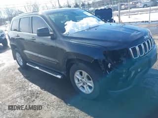 2017 Jeep Grand Cherokee Laredo with VIN 1C4RJEAGXHC685888, listed as a IAAI auction lot 41563643 with 193,997 mi miles and . Bid and sale history available at DreamBid. Image 1.