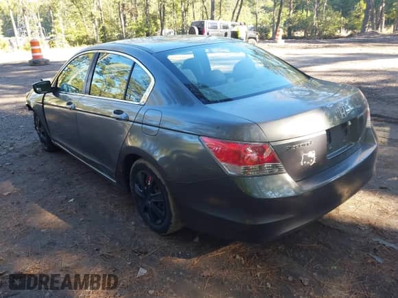 2009 Honda Accord LX z VIN JHMCP26399C017296, wystawiony jako IAAI lot #43456447 z przebiegiem 151 526 mil mil oraz . Historia ofert i sprzedaży dostępna na DreamBid. Obrazek 3.