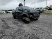 2013 Ford F-150 SVT Raptor z VIN 1FTFW1R68DFC91565, wystawiony jako Copart lot #63976585 z przebiegiem 58 871 mil mil oraz Szkoda całkowita • Salvage title. Historia ofert i sprzedaży dostępna na DreamBid. Obrazek 14.