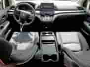 2025 Honda Odyssey Touring с VIN 5FNRL6H89SB004709, выставлен на аукционе Copart как лот 62380715 с пробегом 17 356 миль миль и Списание • Salvage title. История ставок и продаж доступна на DreamBid. Изображение 8.
