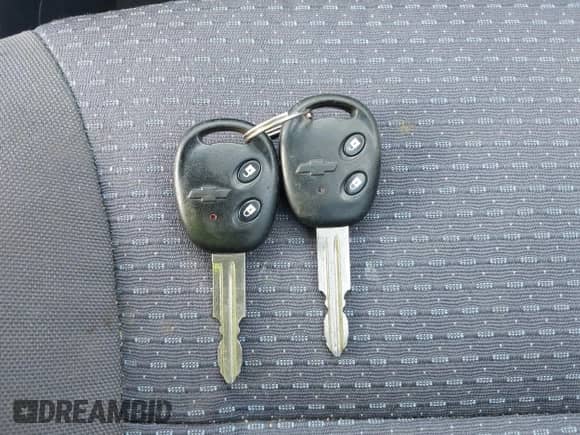 2008 Chevrolet Aveo LS с VIN KL1TD66618B135656, выставлен на аукционе IAAI как лот 42989006 с пробегом 104 246 миль миль и . История ставок и продаж доступна на DreamBid. Изображение 11.