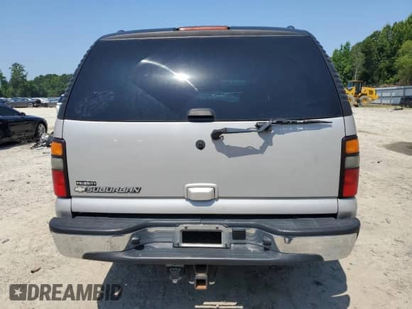 2006 Chevrolet Suburban LS z VIN 1GNFK16Z76J170074, wystawiony jako Copart lot #61898635 z przebiegiem 284 436 mil mil oraz Szkoda całkowita • Salvage title. Historia ofert i sprzedaży dostępna na DreamBid. Obrazek 6.