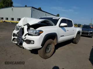2022 Toyota Tacoma SR5 с VIN 3TMDZ5BN4NM130770, выставлен на аукционе Copart как лот 71835345 с пробегом 67 026 миль миль и Списание • Salvage title. История ставок и продаж доступна на DreamBid. Изображение 1.