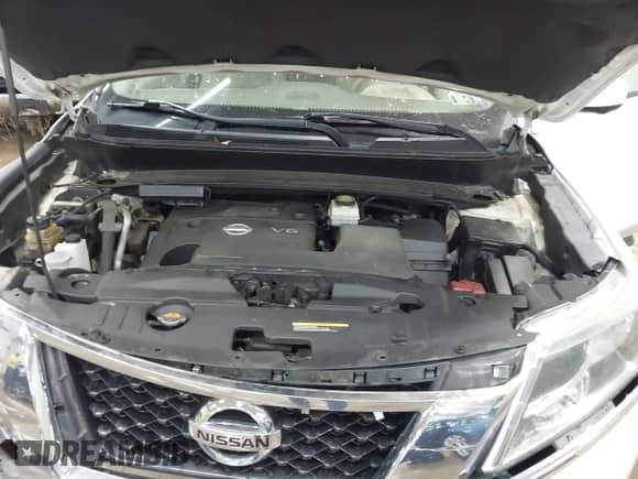 2014 Nissan Pathfinder SV with VIN 5N1AR2MM6EC611381, listed as a IAAI auction lot 42639507 with 98,971 mi miles and . Bid and sale history available at DreamBid. Image 10.