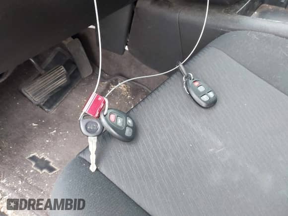 2010 Chevrolet Suburban LS с VIN 1GNUKHE32AR246467, выставлен на аукционе IAAI как лот 42849430 с пробегом 224 527 миль миль и . История ставок и продаж доступна на DreamBid. Изображение 11.