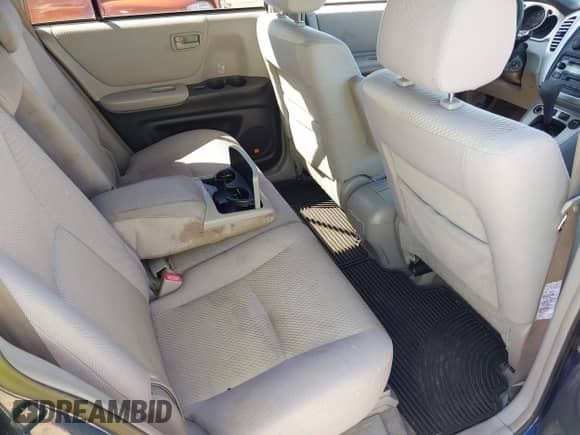2005 Toyota Highlander с VIN JTEEP21A750088164, выставлен на аукционе IAAI как лот 43147026 с пробегом 202 286 миль миль и . История ставок и продаж доступна на DreamBid. Изображение 8.