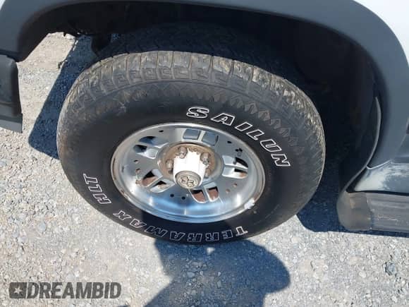 1994 Ford Explorer Eddie Bauer с VIN 1FMCU24X8RUC83284, выставлен на аукционе IAAI как лот 42634506 с пробегом 207 939 миль миль и . История ставок и продаж доступна на DreamBid. Изображение 12.