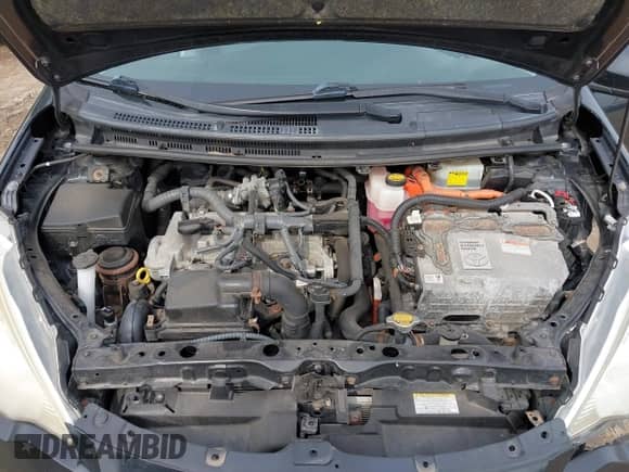 2013 Toyota Prius One with VIN JTDKDTB3XD1039457, listed as a IAAI auction lot 43297851 with 139,403 mi miles and . Bid and sale history available at DreamBid. Image 10.