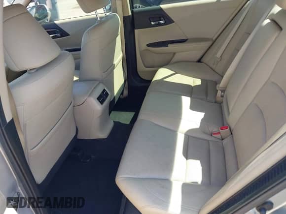 2017 Honda Accord Touring с VIN JHMCR6F7XHC006343, выставлен на аукционе IAAI как лот 42004047 с пробегом 50 378 миль миль и . История ставок и продаж доступна на DreamBid. Изображение 8.