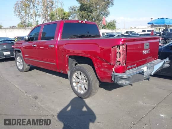 2018 GMC Sierra 1500 SLT z VIN 3GTP1NEC7JG332428, wystawiony jako IAAI lot #43496885 z przebiegiem Nie podano mil oraz . Historia ofert i sprzedaży dostępna na DreamBid. Obrazek 3.