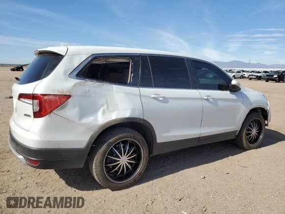 2022 Honda Pilot EX-L with VIN 5FNYF6H55NB015235, listed as a Copart auction lot 60871925 with 140,008 mi miles and Salvage title. Bid and sale history available at DreamBid. Image 3.
