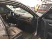 2020 Chrysler 300 S z VIN 2C3CCABGXLH142607, wystawiony jako IAAI lot #41434843 z przebiegiem 51 514 mil mil oraz . Historia ofert i sprzedaży dostępna na DreamBid. Obrazek 5.