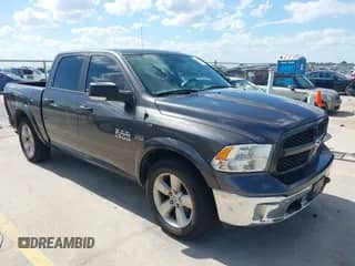 2015 Ram 1500 Big Horn z VIN 1C6RR6LT4FS660956, wystawiony jako IAAI lot #43097619 z przebiegiem 328 879 mil mil oraz . Historia ofert i sprzedaży dostępna na DreamBid. Obrazek 1.