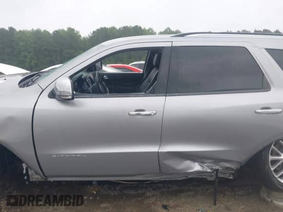 2014 Dodge Durango Citadel z VIN 1C4SDJET1EC303963, wystawiony jako IAAI lot #42341328 z przebiegiem 154 876 mil mil oraz . Historia ofert i sprzedaży dostępna na DreamBid. Obrazek 15.