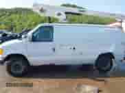 2007 Ford Econoline Cargo z VIN 1FTSE34L47DA57451, wystawiony jako IAAI lot #42383308 z przebiegiem 182 674 mil mil oraz . Historia ofert i sprzedaży dostępna na DreamBid. Obrazek 14.