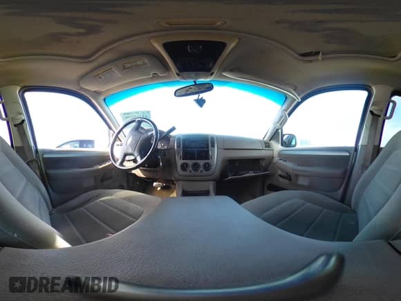 2003 Ford Explorer XLT с VIN 1FMZU73KX3UB71249, выставлен на аукционе IAAI как лот 43289099 с пробегом 156 549 миль миль и . История ставок и продаж доступна на DreamBid. Изображение 18.