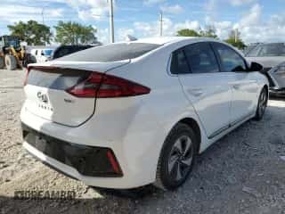 2019 Hyundai Ioniq SEL z VIN KMHC75LCXKU106054, wystawiony jako Copart lot #66016072 z przebiegiem 154 661 mil mil oraz . Historia ofert i sprzedaży dostępna na DreamBid. Obrazek 4.