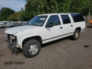1997 Chevrolet Suburban с VIN 3GNFK16R5VG153385, выставлен на аукционе Copart как лот 60168885 с пробегом 160 611 миль миль и Списание • Salvage title. История ставок и продаж доступна на DreamBid. Изображение 1.