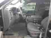 2024 Chevrolet Silverado 1500 Custom Trail Boss z VIN 3GCUDCE83RG218772, wystawiony jako Copart lot #44648145 z przebiegiem 8 672 mil mil oraz Szkoda całkowita • Salvage title. Historia ofert i sprzedaży dostępna na DreamBid. Obrazek 7.