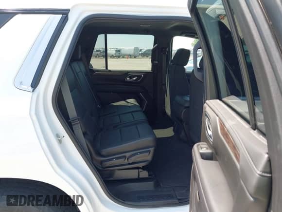 2021 Chevrolet Tahoe Commercial with VIN 1GNSKLED8MR258369, listed as a IAAI auction lot 42734418 with 131,086 mi miles and . Bid and sale history available at DreamBid. Image 8.