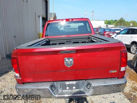 2012 Ram 1500 ST с VIN 3C6JD6AP6CG215932, выставлен на аукционе IAAI как лот 42437686 с пробегом 187 206 миль миль и . История ставок и продаж доступна на DreamBid. Изображение 16.