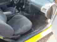 2002 Chevrolet Cavalier LS Sport z VIN 1G1JH12FX27441108, wystawiony jako IAAI lot #40969758 z przebiegiem 263 090 mil mil oraz . Historia ofert i sprzedaży dostępna na DreamBid. Obrazek 5.