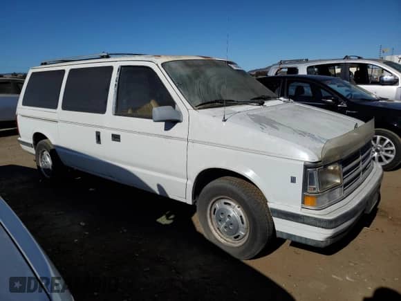 1989 Dodge Caravan with VIN 1B4FK543XKX530747, listed as a Copart auction lot 77608494 with 47,913 mi miles and Clean title. Bid and sale history available at DreamBid. Image 4.